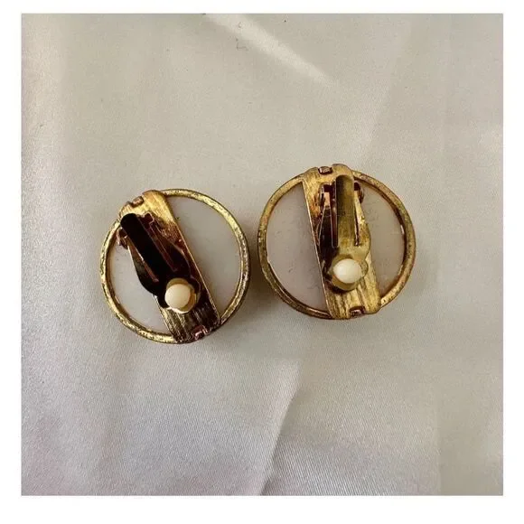 Gold tone and white circle clip on earrings - Picture 6 of 8